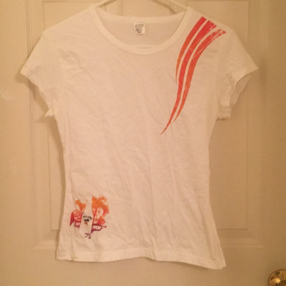 Malibu T-shirt. White crew neck shirt sleeve